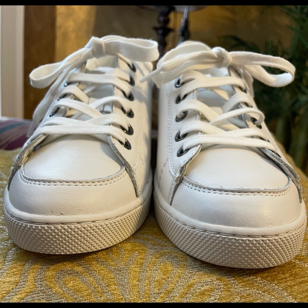 Great comfortable sneakers for summer